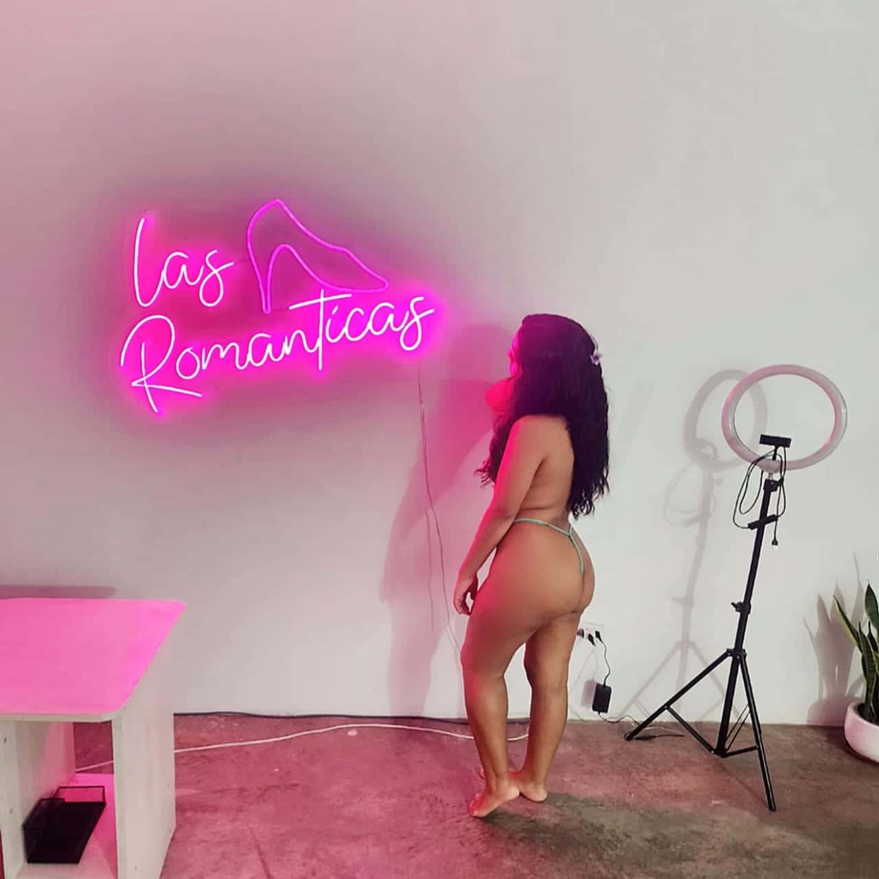 las románticas oficial